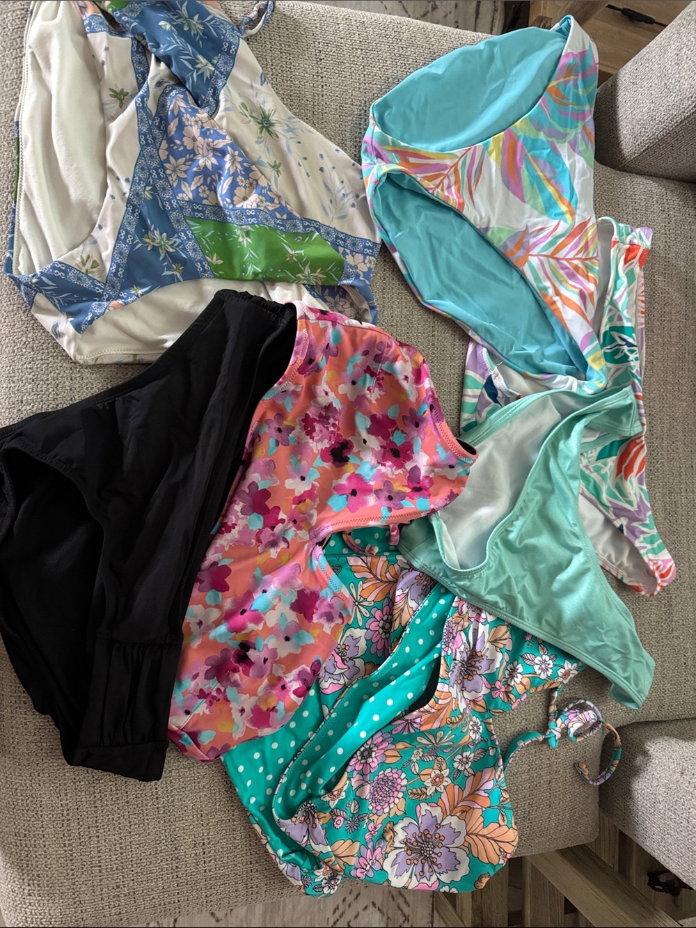 Mixed Women's Swimwear Bundle in Aqua, Pink, Black & Floral